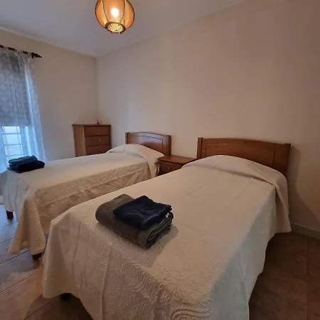 Com 3 Quartos, Proximo Da Praia, Em Fao, Esposende * Fao
